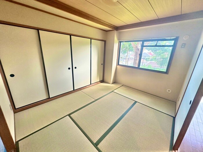 物件内観写真11　(居室)