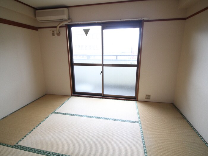 物件内観写真11　(居室)