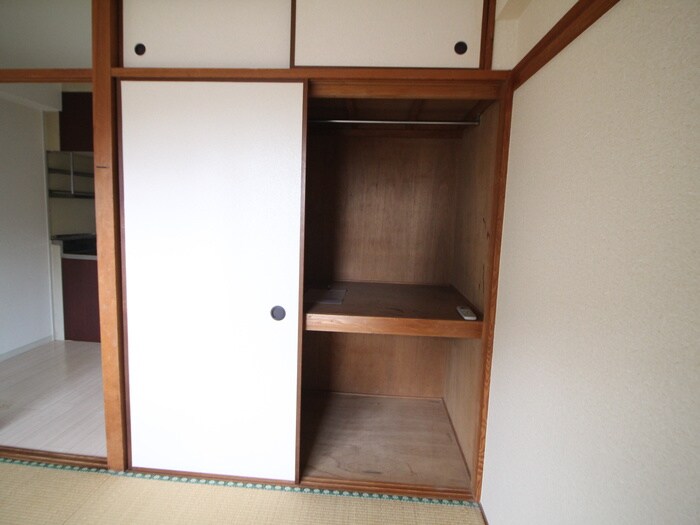 物件内観写真16　(収納)