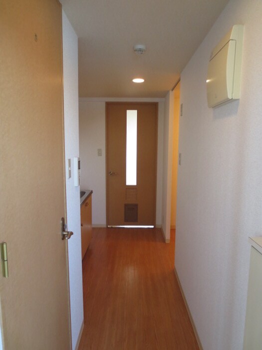 物件内観写真7　(廊下)