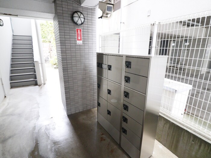 物件外観写真4　(建物設備)