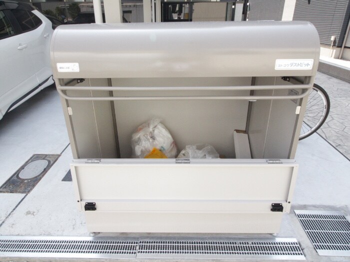 物件外観写真6　(建物設備)