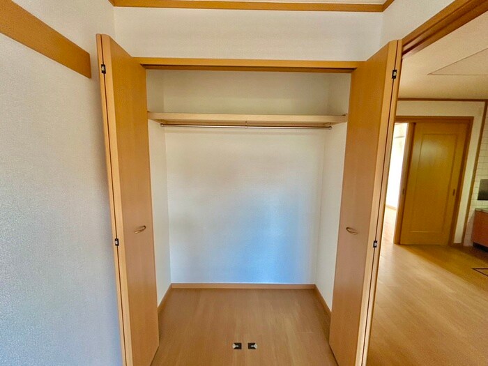 物件内観写真15　(収納)