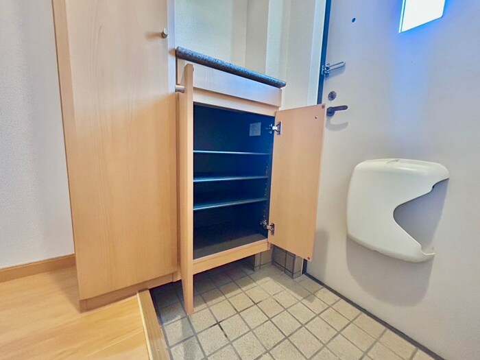 物件内観写真19　(靴箱)