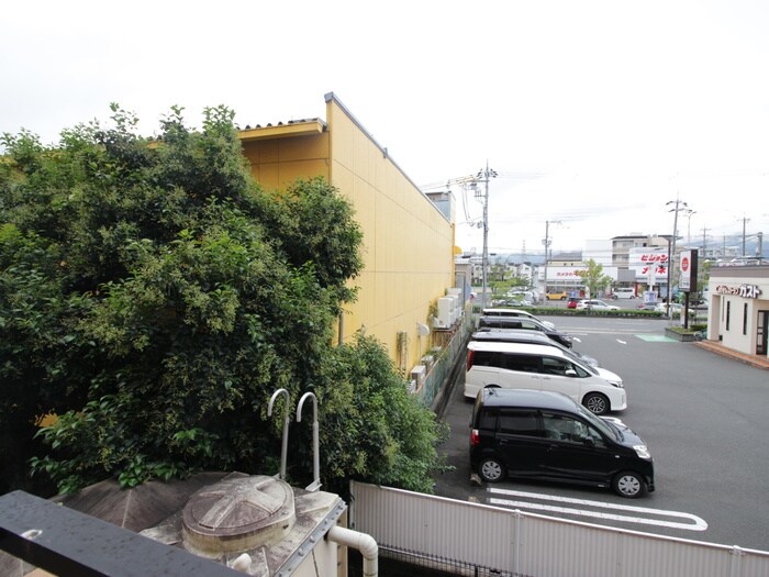 物件内観写真19　(室内からの展望)