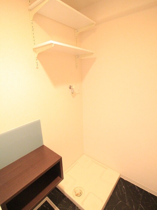 物件内観写真19　(洗濯機置場)