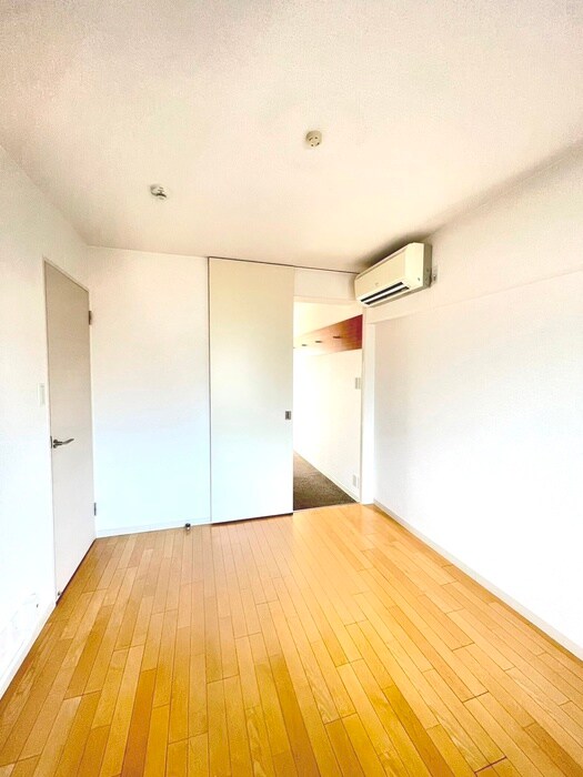 物件内観写真19　(居室)