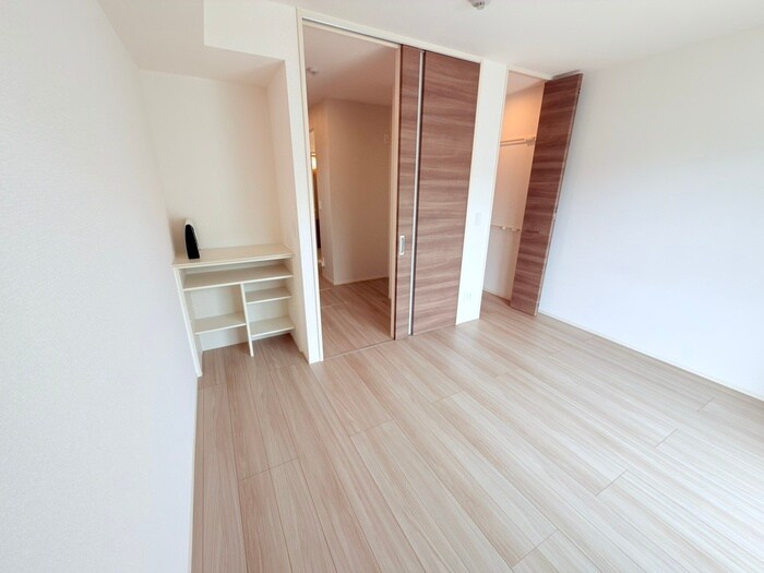 物件内観写真10　(内観写真)