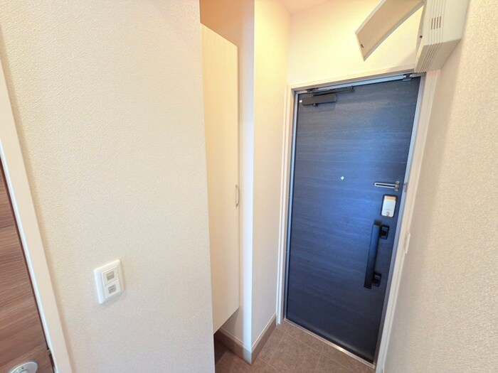 物件内観写真15　(靴箱)