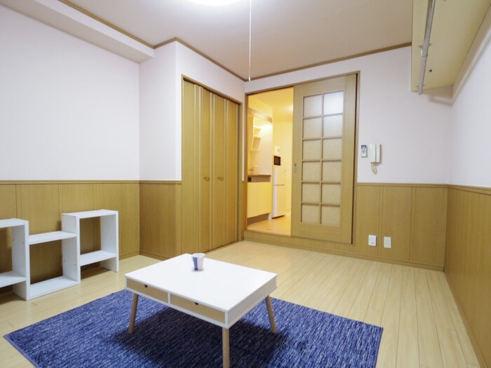 物件内観写真6　(居室)