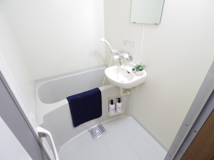 物件内観写真12　(バス／シャワールーム等)