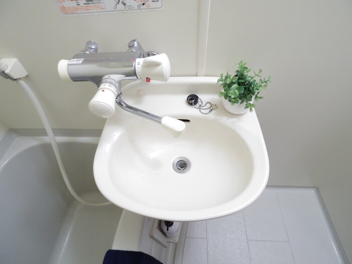 物件内観写真13　(洗面)