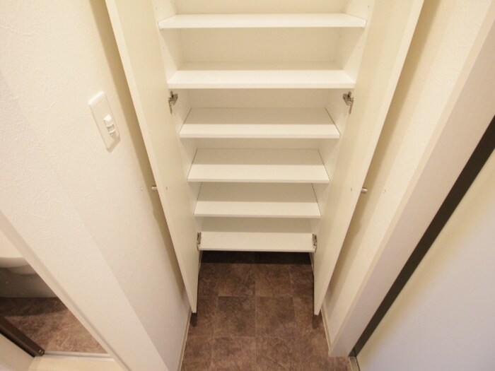 物件内観写真19　(靴箱)