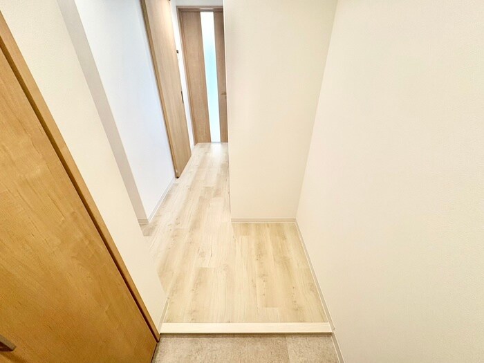 物件内観写真17　(廊下)