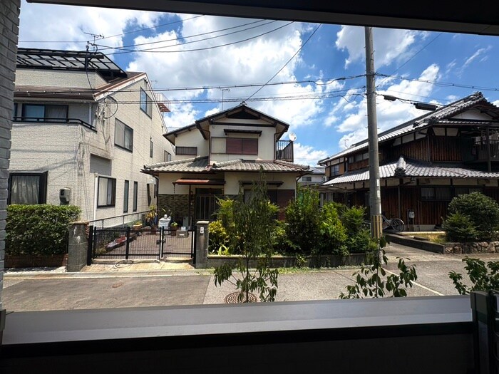 物件内観写真20　(室内からの展望)