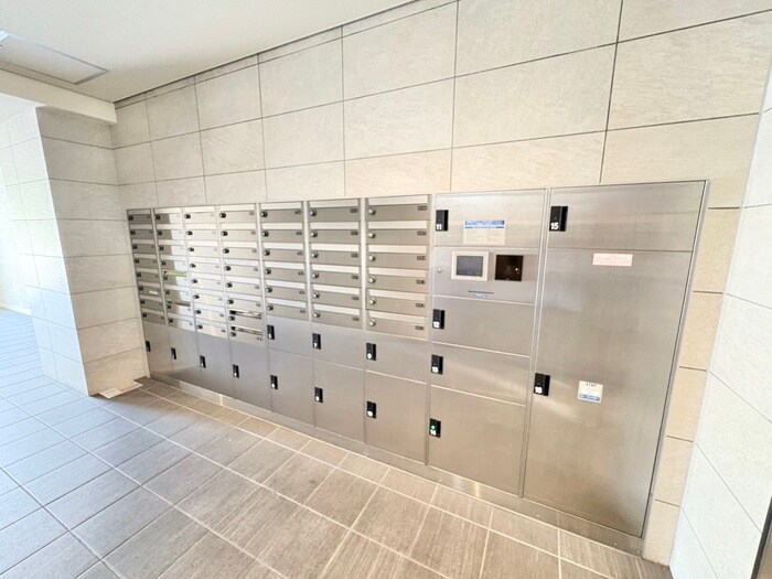 物件外観写真4　(建物設備)