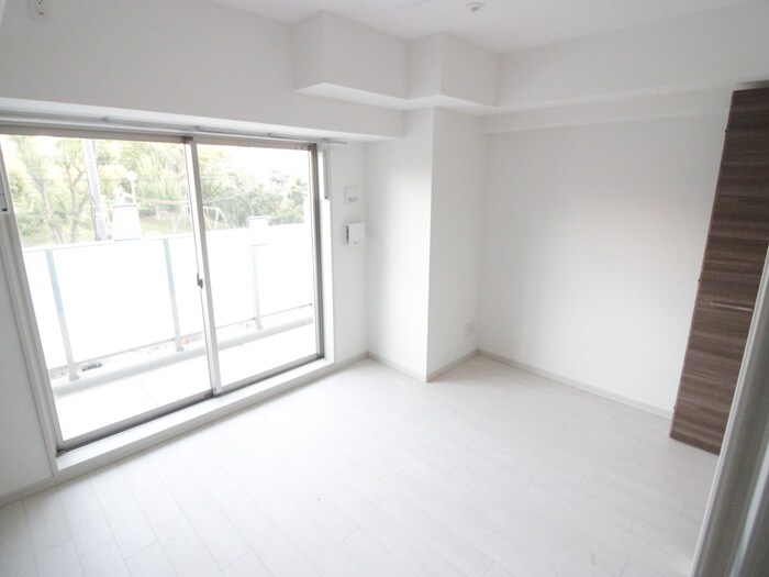 物件内観写真12　(居室)