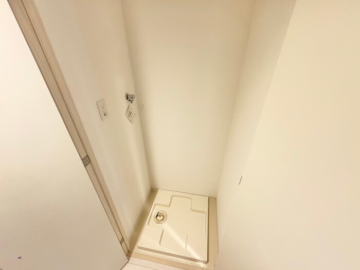 物件内観写真13　(洗濯機置場)