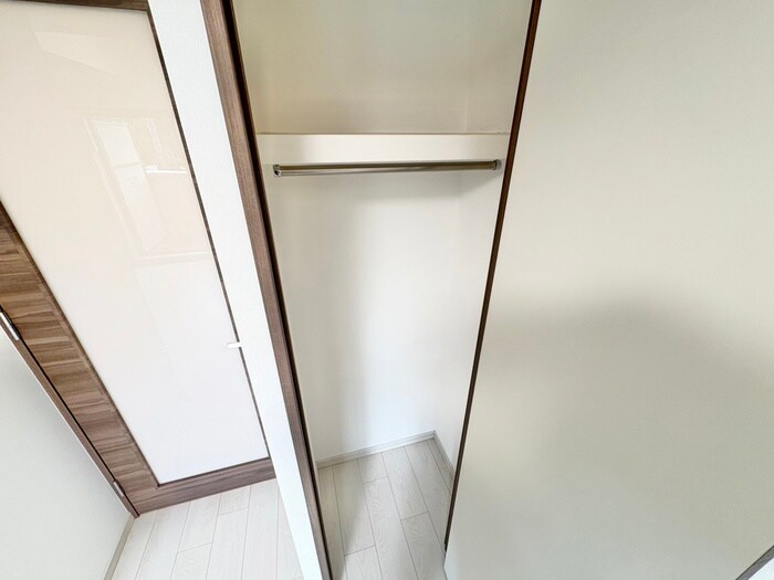 物件内観写真18　(収納)