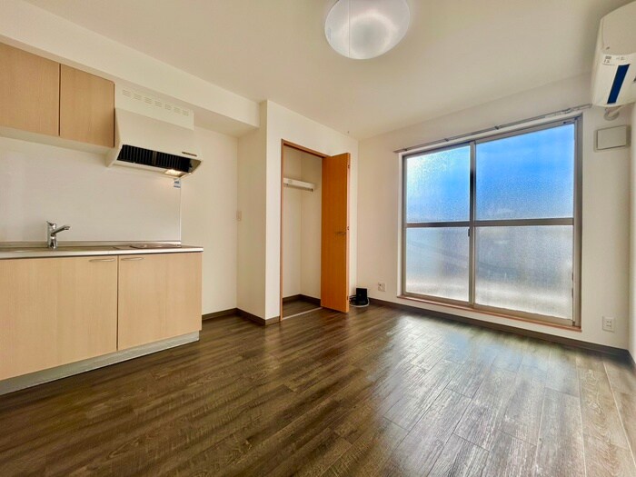 物件内観写真7　(居室)