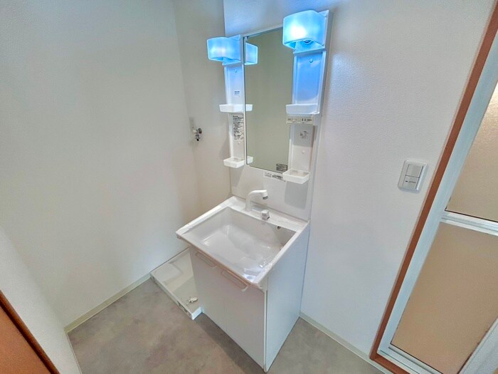 物件内観写真12　(洗面)