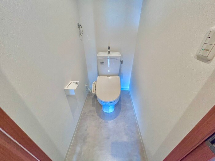 物件内観写真14　(トイレ)