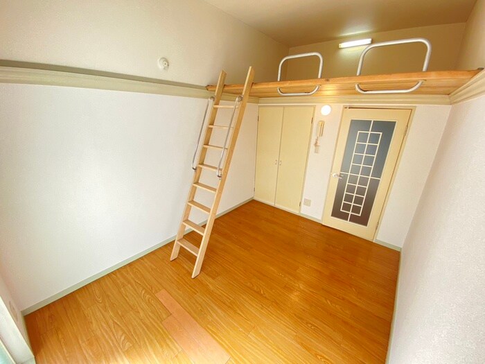 物件内観写真5　(居室)