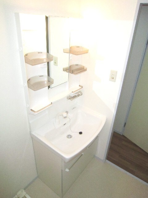 物件内観写真12　(洗面)