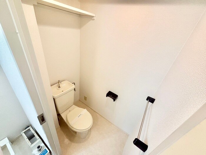 物件内観写真15　(トイレ)