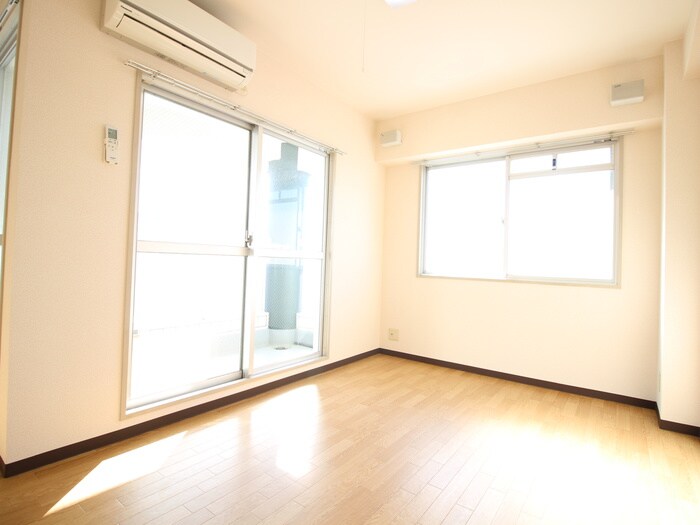 物件内観写真8　(内観写真)