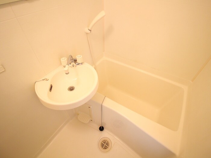 物件内観写真10　(バス／シャワールーム等)