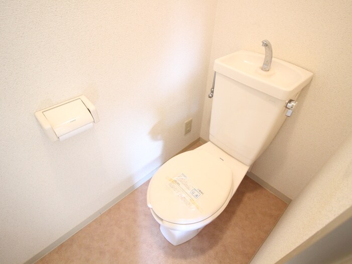 物件内観写真12　(トイレ)