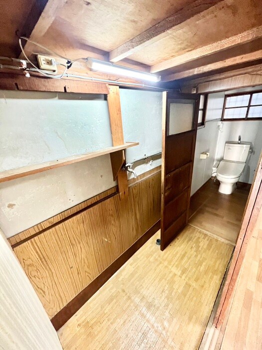 物件内観写真18　(洗濯機置場)