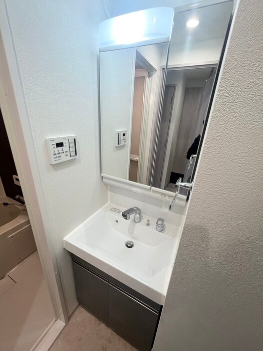 物件内観写真12　(洗面)