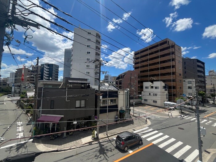 物件内観写真22　(室内からの展望)