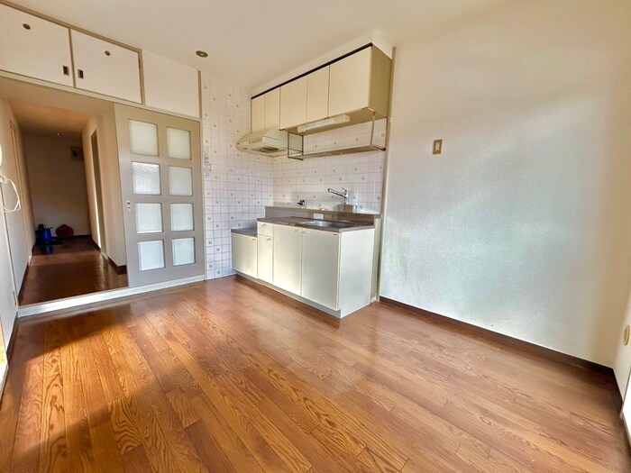 物件内観写真8　(居室)