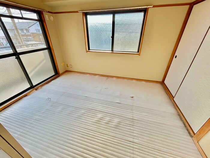 物件内観写真9　(居室)