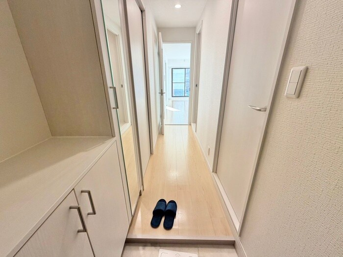 物件内観写真16　(廊下)