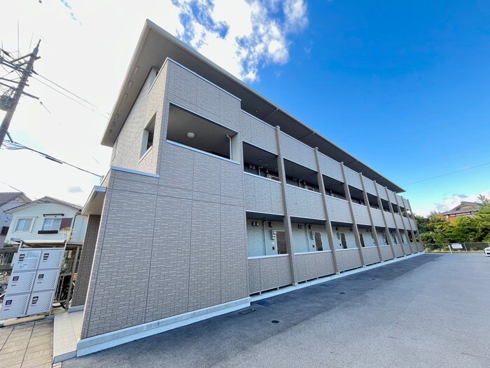 物件外観写真2　(外観写真)