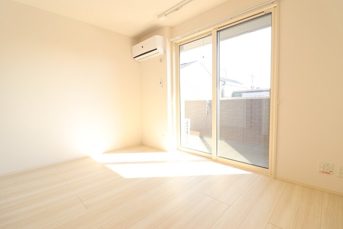 物件内観写真9　(居室)