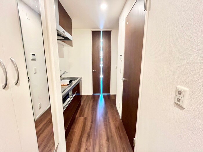 物件内観写真18　(廊下)