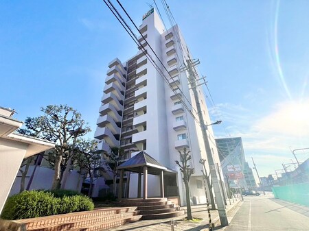 ｻﾝﾗｲｽﾞﾏﾝｼｮﾝ山坂町(101)外観写真