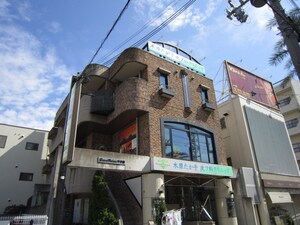 ｸﾞﾗﾝﾄﾞﾊﾟﾚｽ甲子園外観写真