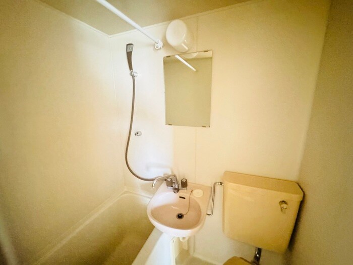 物件内観写真12　(洗面)