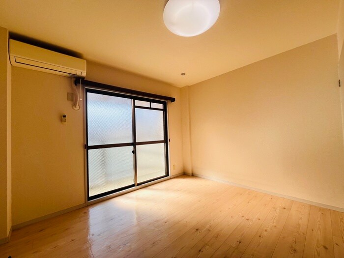 物件内観写真13　(居室)