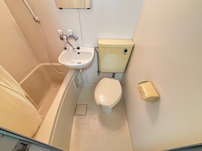 物件内観写真14　(トイレ)