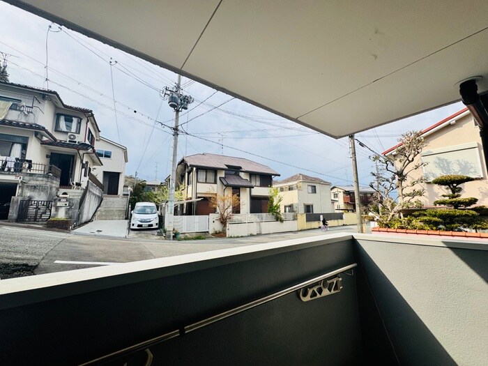 物件内観写真15　(室内からの展望)