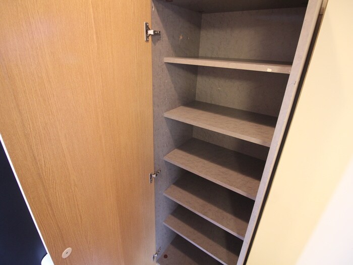 物件内観写真16　(靴箱)