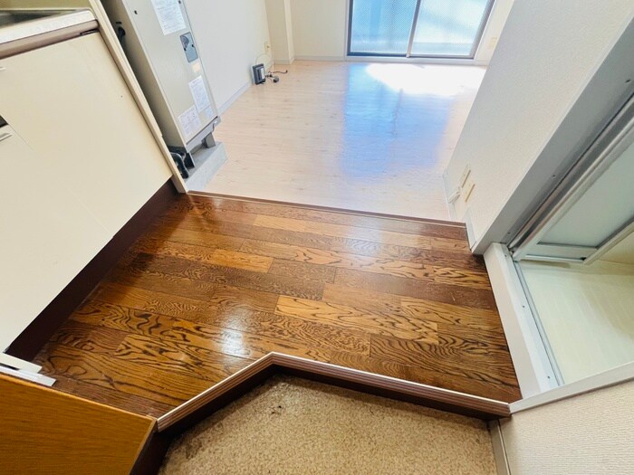 物件内観写真17　(廊下)