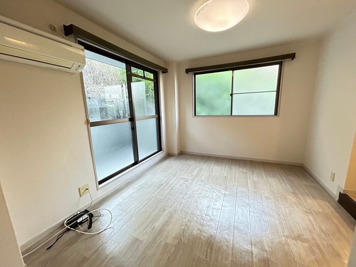 物件内観写真21　(居室)